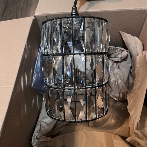 Pottery Barn Adeline pendant shade chandelier. EUC - Picture 1 of 10